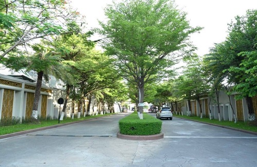 Ruessei Kaev Casa | Charming 3-bedroom townhome in enchanting Phnom Penh - Win Win Home
