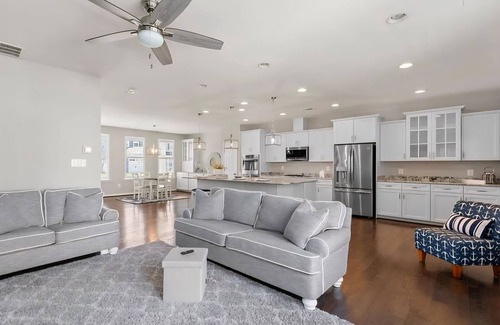 Clearwater Casa | Charming 3-bedroom townhome with WiFi, outdoor pools, fitness in Bethany Beach