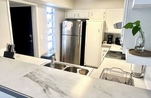 Bakersfield Casa | Charming 3-bedroom townhome
