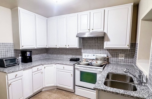Arlington Casa | Charming 3-bedroom house in delightful Jacksonville with AC, WiFi
