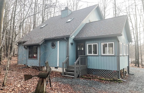 Thornhurst Casa | Charming 3-bedroom home away from home in Pocono Lake