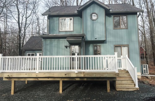 Thornhurst Casa | Charming 3-bedroom home away from home in Pocono Lake
