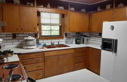 Russellville Casa | Charming 3-bedroom house, WiFi, AC, in tranquil beautiful Russellville near Lake