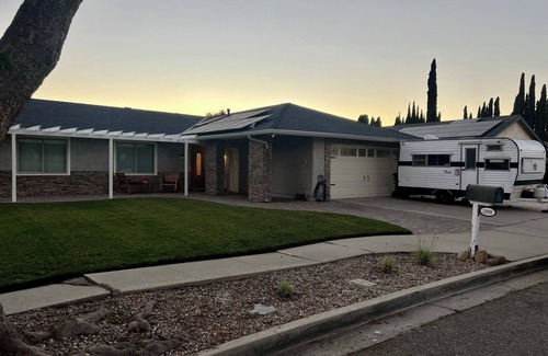 Simi Valley Casa | Charming 3-bedroom house in Simi Valley with AC, WiFi