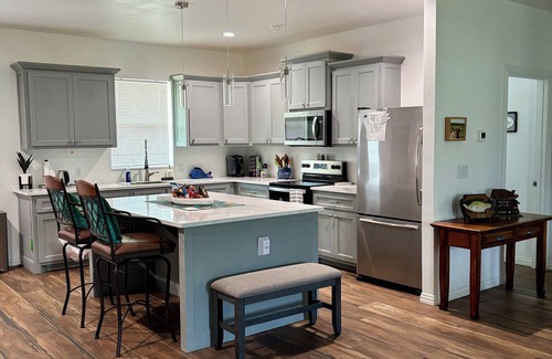 Wills Point Casa | Charming 3-bedroom 2-Bath house on 3 Acres lot near Lake Tawakoni that sleeps 8
