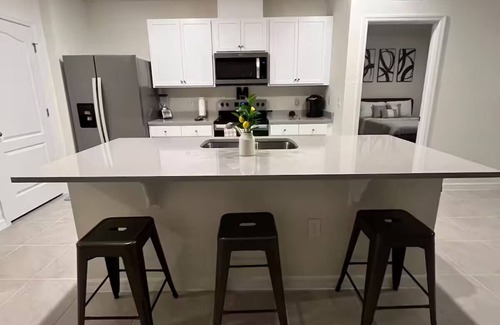 Winter Haven Casa | Charming 3-bedroom house in fantastic Winter Haven with WiFi, AC, Community Pool
