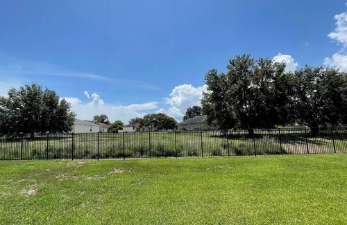 Fedhaven Villa | Charming 3-bedroom villa with WiFi, AC, Clubhouse access for pool and BBQ.