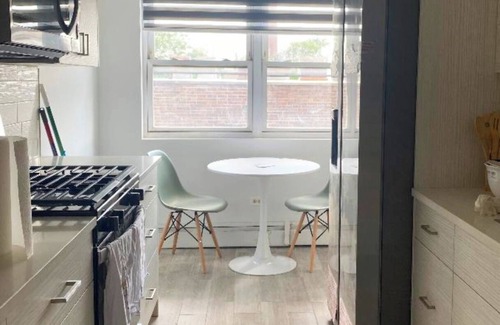 Oak Park Casa | Casa Victoriana 4 camas 2 baños cerca de la ciudad de Chicago a pie de los trenes DORMIR 12