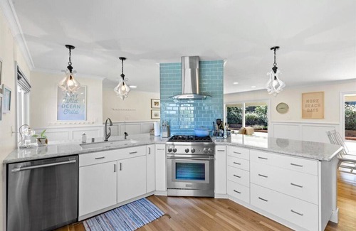 Wooded Area Casa | Charming 3 BR Home in Safe, Family-Friendly Point Loma