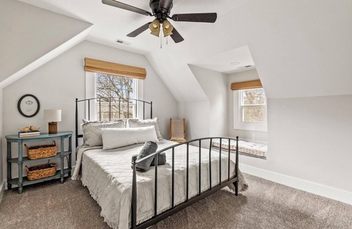 Barium Springs Casa | Charming 3 BR Home near Downtown Statesville