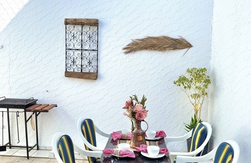 El Maamoura Casa | Charming 3-BR House Walk to Beach Tunisian Getaway