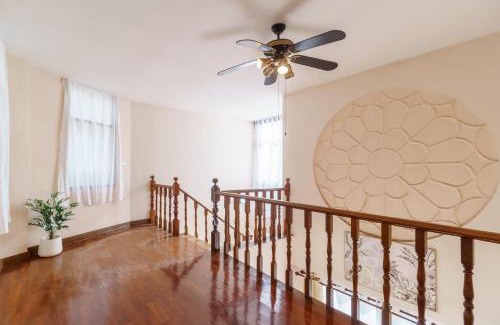 Khlong Toei Casa | Charming 3-Storey house near BTS Onnut Station