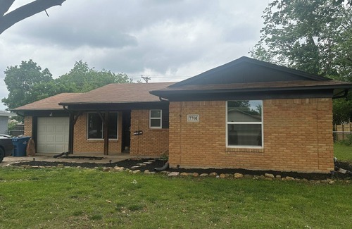 North Richland Hills Casa | Charming 3-bedroom house 15 min north of AT&T Stadium and 10 min from Ft Worth!