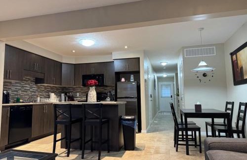 Grand River South Casa | Charming 3bedroom 3bath house