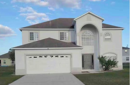 Haines City Casa | Charming 3bedroom house in Kissimmee with AC, WiFi. Close to Disney and Legoland