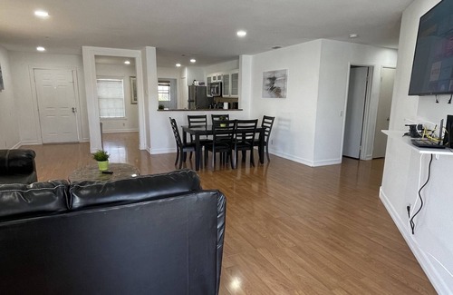 Southridge Village Casa | Encantador 3BR / 2BA INICIO con PISCINA Y JACUZZI