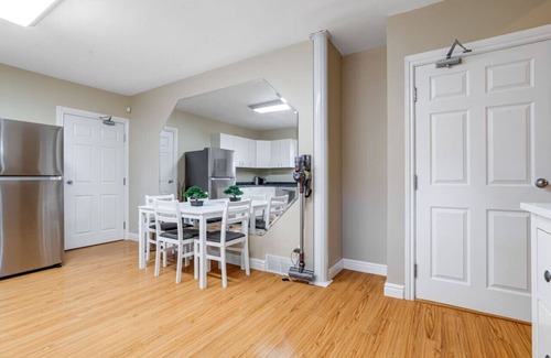 Kitchener Casa | Charming 3BR Home in Quiet Kitchener Neighborhood