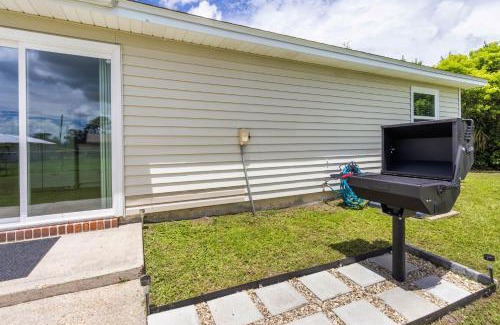Sherwood Casa | Charming 3BR Home with Free Parking & Game Room