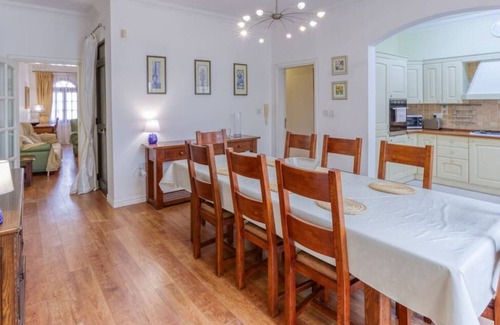 Balzan Casa | Charming 3BR Townhouse with Terraces in Balzan