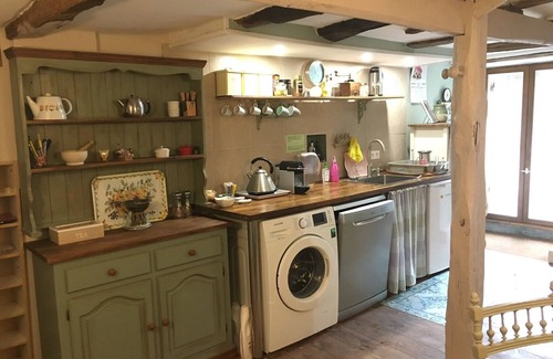 Le Vigeant Casa | Charming 4 Bedroom 4 Bathroom Gite - 2 Adjoining Cottages - Heated Plunge Pool