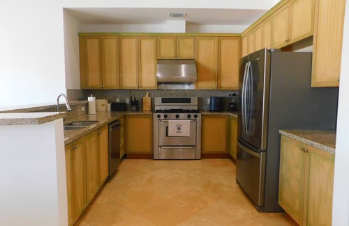 Alice Town Casa | Charming 4-bedroom house with WiFi, AC in marvelous Bailey Town