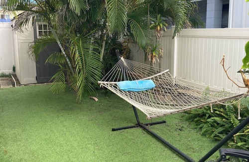 Laie Cabaña | Charming 4-bedroom cottage with WiFi and AC in serene Laie