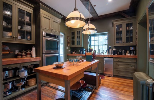 Berryville Casa | Charming 4-bedroom Estate - A Historic Gem in Clarke County, VA