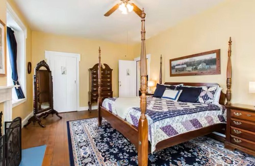 Gap Otro | Charming 4-bedroom farmhouse with WiFi, AC in welcoming Gap