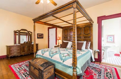 Gap Otro | Charming 4-bedroom farmhouse with WiFi, AC in welcoming Gap