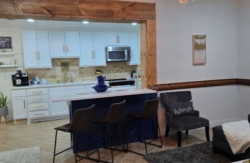 Southwest Arlington Casa | Charming 4-bedroom house in fabulous Arlington