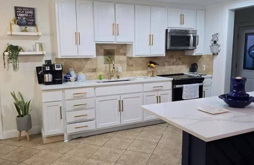 Southwest Arlington Casa | Charming 4-bedroom house in fabulous Arlington
