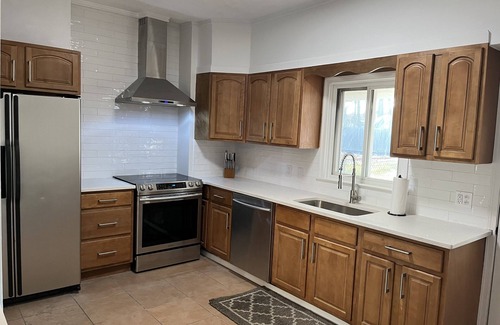Bethlehem Casa | Charming 4 bedroom house right in downtown Bethlehem. Walkable to everything!