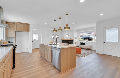 Inglewood Casa | Charming 4-bedroom house with WiFi and AC in brilliant Inglewood