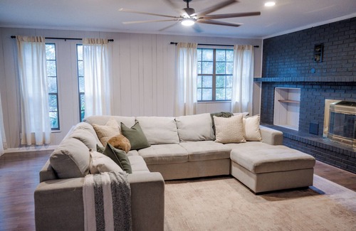 Lake City Casa | Charming 4- bedroom house with AC and WiFi in peaceful Lake City