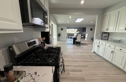 Lancaster Casa | Charming 4-bedroom house with WiFi and AC in fabulous Lancaster