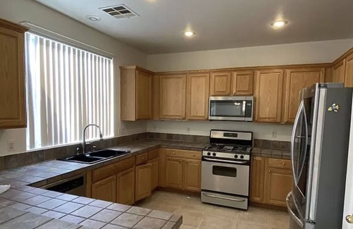 Rhodes Ranch Casa | Charming 4 Bedroom Home with Pool