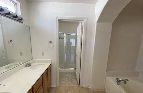 Rhodes Ranch Casa | Charming 4 Bedroom Home with Pool