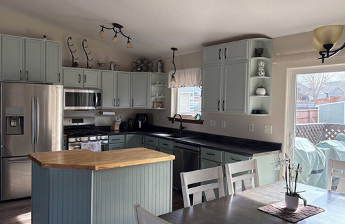 Summerset Casa | Charming 4-bedroom house in pleasant Summerset only minutes from Sturgis!