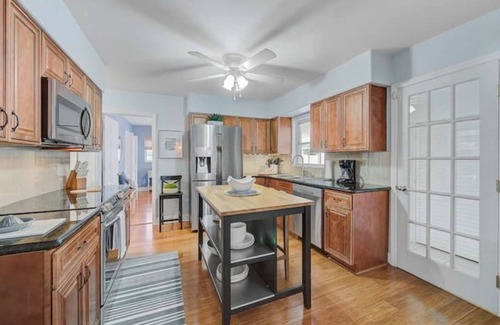 Tampa Casa | Charming 4 bedroom home in the BEST location.