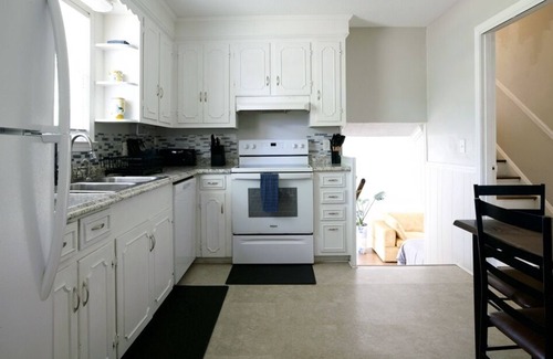 St. Andrews Casa | Charming 4-bedroom house mins from town w/ Smart TVs in every room! Pet-friendly