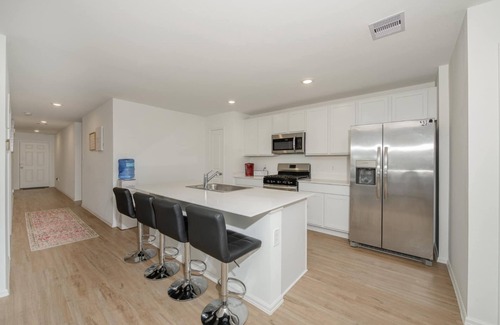 Navasota Casa | Charming 4-bedroom house with WiFi and AC in welcoming Navasota