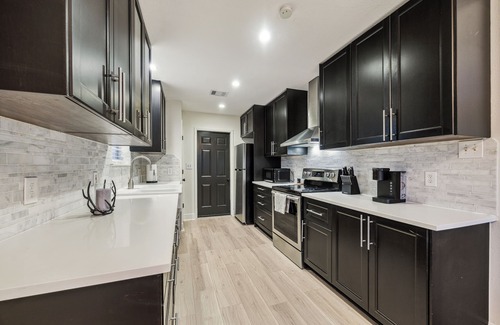 Richmond Casa | Charming 4-bedroom house with AC, WiFi in marvelous Richmond