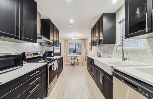 Richmond Casa | Charming 4-bedroom house with AC, WiFi in marvelous Richmond