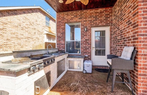 Sydney Harbour Casa | Charming 4-bedroom house with WiFi and AC in Cypress
