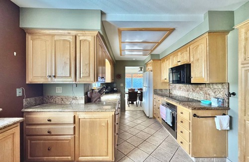 Ventura Casa | Charming 4-bedroom house with WiFi and AC in beautiful Ventura