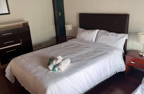 Salta Casa | Charming 4-bedroom house with AC and WiFi in brilliant Salta