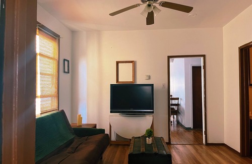 Newark Casa | Charming 4-bedroom house with WiFi in trendy Ironbound, Newark