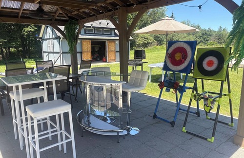 Scotrun Casa | Charming 4-bedroom house with WiFi, AC in wonderful Scotrun