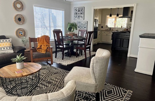 Grogan's Mill Casa | Charming 4-bedroom house with a fenced backyard for the pup.