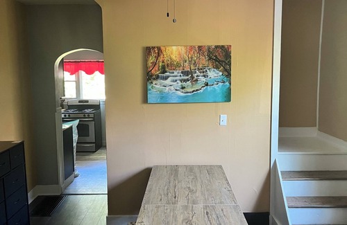 Erie Casa | Charming 4-bedroom house with AC, WiFi in enchanting Erie